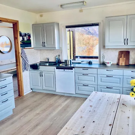 Tatil Evi Sjarmerende Hus I Naer Tursti